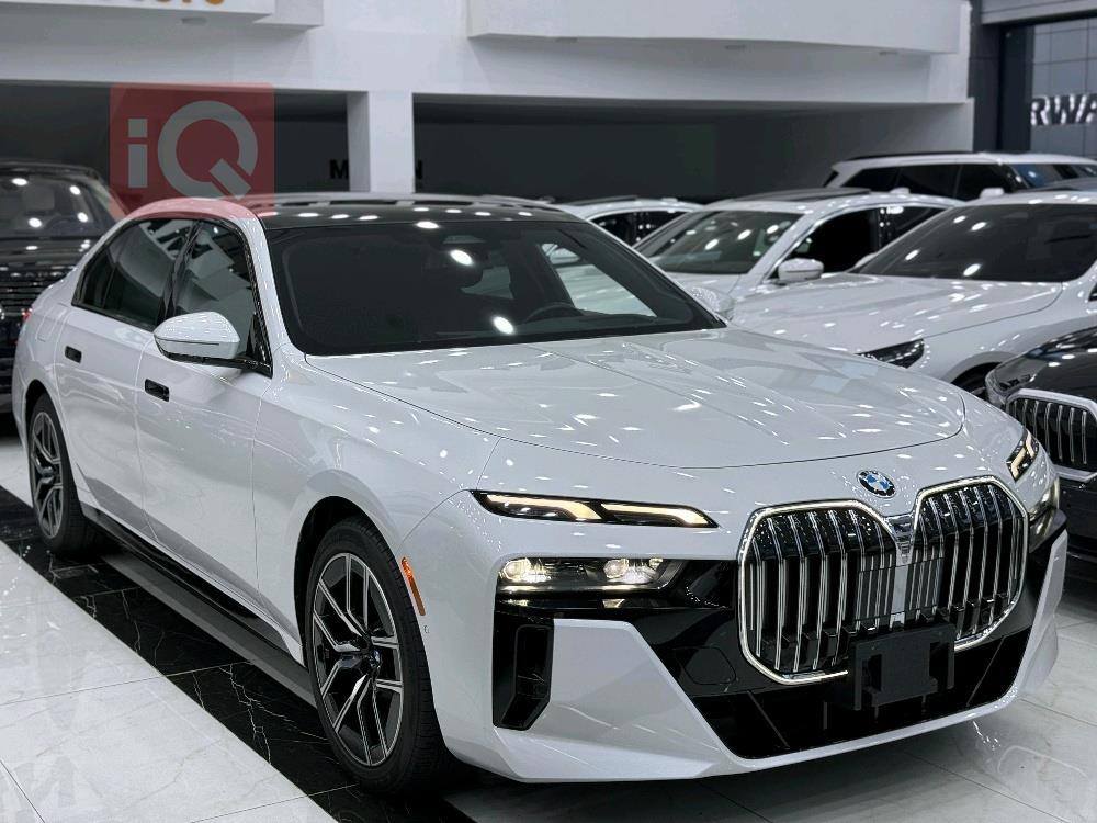 بي ام دبليو الفئة 7